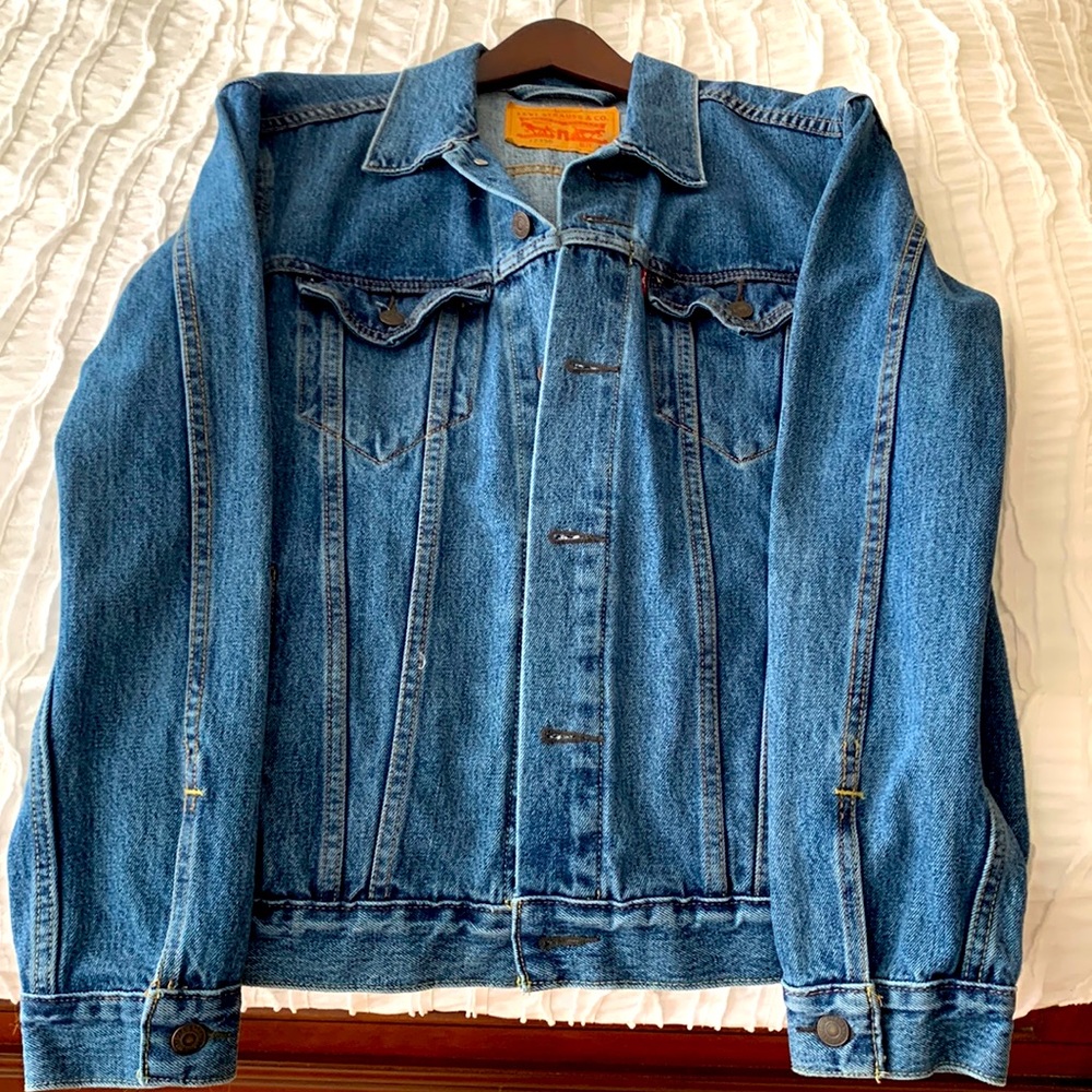 Men’s classic Levi jean jacket